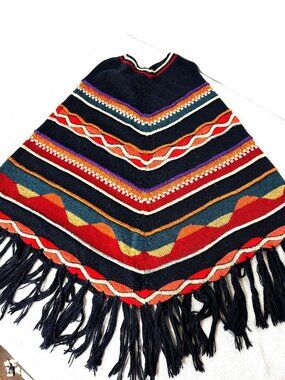Vtg 70’s Artesanias Inca 100% Alpaca Multi Color Fringed Poncho Small
